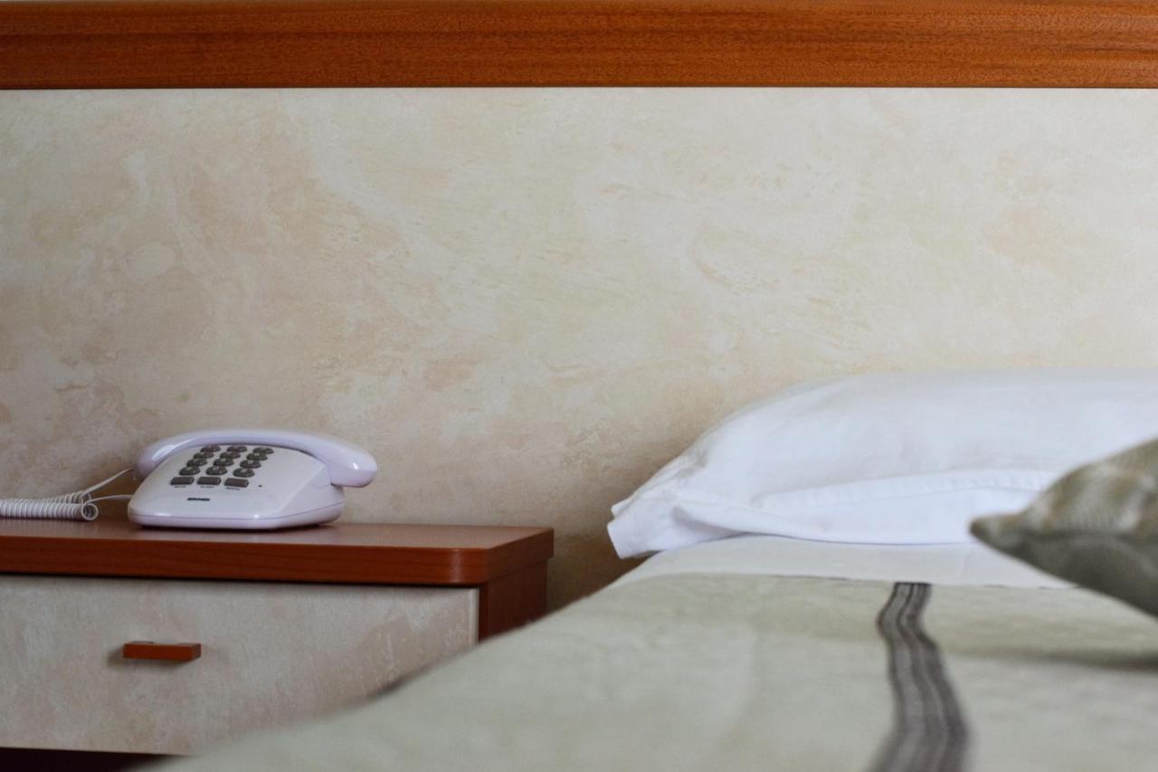 Hotel Universal Bellaria-Igea Marina Bagian luar foto